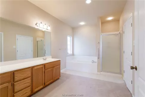 4911 Park Hampton Dr, Bryan, TX 77802 photo 19