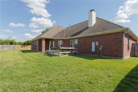 4911 Park Hampton Dr, Bryan, TX 77802 photo 29
