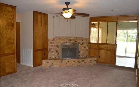 1713 Luza St, Bryan, TX 77802 photo 4