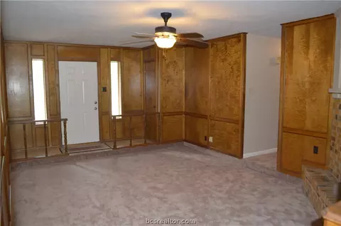 1713 Luza St, Bryan, TX 77802 photo 3