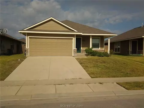 2108 Forge Hill Rd, Bryan, TX 77801 photo 1