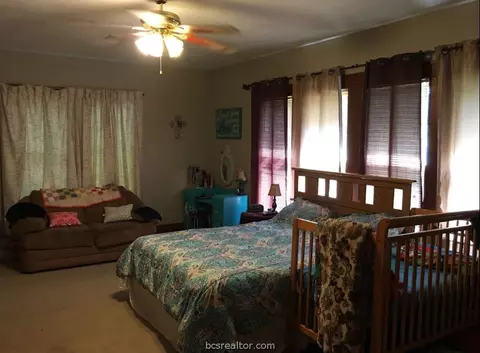 704 E 11th St, Cameron, TX 76520 photo 22