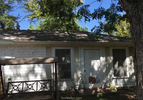 704 E 11th St, Cameron, TX 76520 photo 7