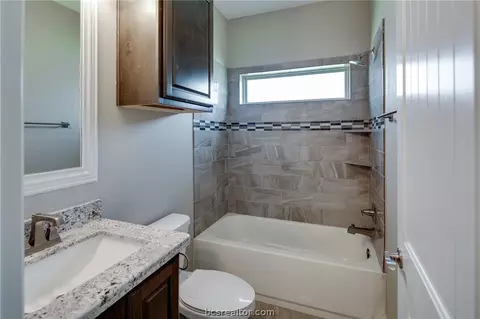 3100 Evan Dr, Bryan, TX 77802 photo 4