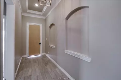 3100 Evan Dr, Bryan, TX 77802 photo 2