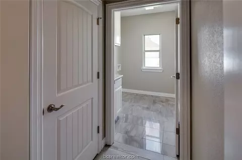 3100 Evan Dr, Bryan, TX 77802 photo 5