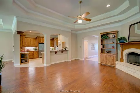 2929 Ambrose Dr, Bryan, TX 77808 photo 8