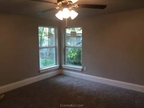 411 May St, Bryan, TX 77802 photo 10