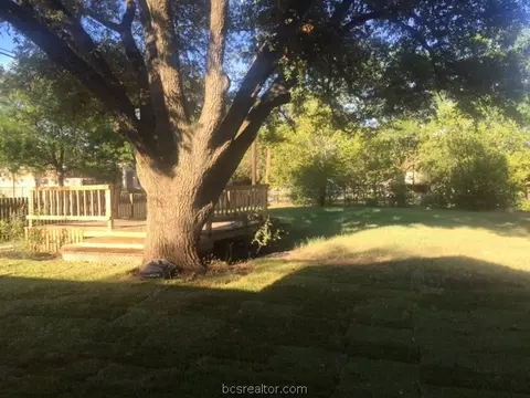 411 May St, Bryan, TX 77802 photo 16