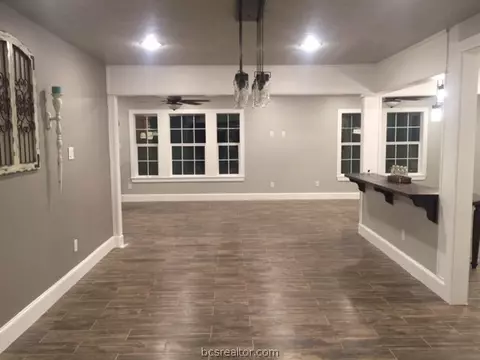 411 May St, Bryan, TX 77802 photo 7