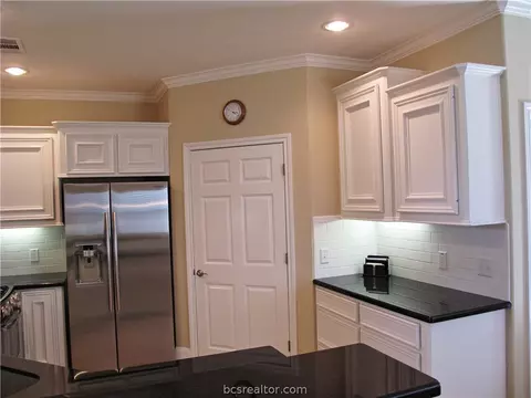 3403 Broadmoor Dr, Bryan, TX 77802 photo 6