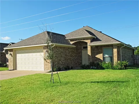 3403 Broadmoor Dr, Bryan, TX 77802 photo 1