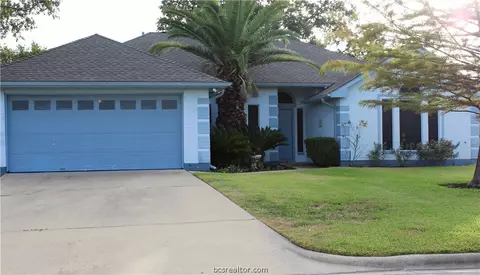 6206 Queenslock Cir, Bryan, TX 77802 photo 2