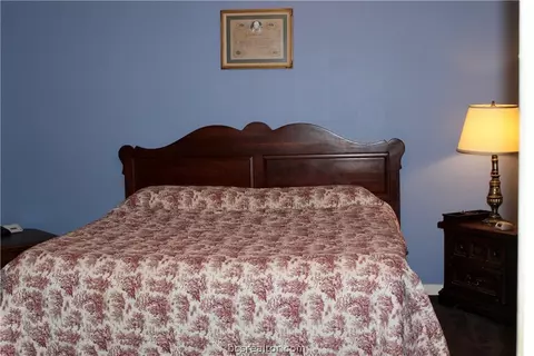 6206 Queenslock Cir, Bryan, TX 77802 photo 8