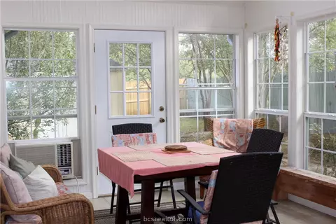 6206 Queenslock Cir, Bryan, TX 77802 photo 7