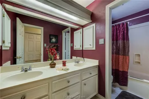 4100 Chamberlain Cir, Bryan, TX 77802 photo 16