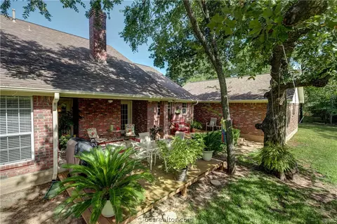 4100 Chamberlain Cir, Bryan, TX 77802 photo 26