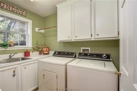 4100 Chamberlain Cir, Bryan, TX 77802 photo 19