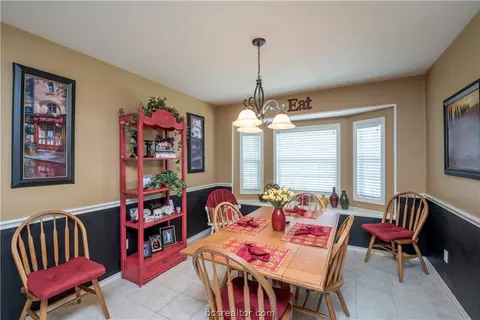 4100 Chamberlain Cir, Bryan, TX 77802 photo 7