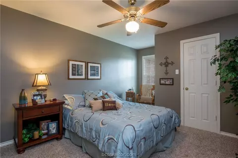 4100 Chamberlain Cir, Bryan, TX 77802 photo 17