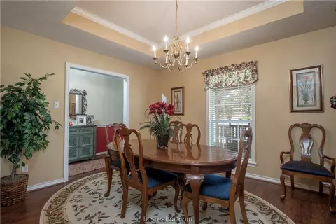 4100 Chamberlain Cir, Bryan, TX 77802 photo 6
