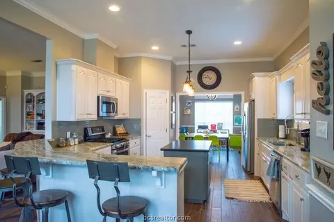 2107 Williams Way, Bryan, TX 77808 photo 6