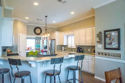 2107 Williams Way, Bryan, TX 77808 photo 7