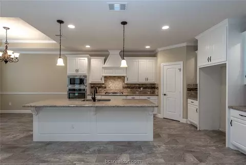 3032 Embers Loop, Bryan, TX 77808 photo 8