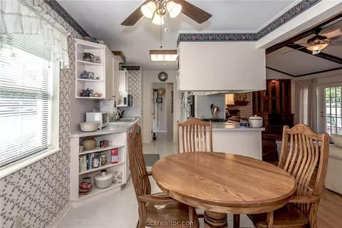 3003 Missouri Ave, Bryan, TX 77803 photo 9