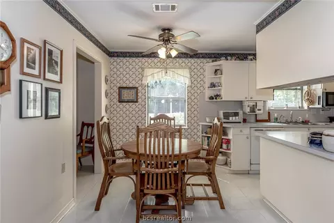 3003 Missouri Ave, Bryan, TX 77803 photo 8