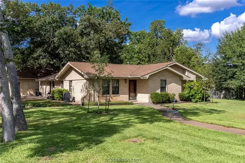 3003 Missouri Ave, Bryan, TX 77803 photo 1