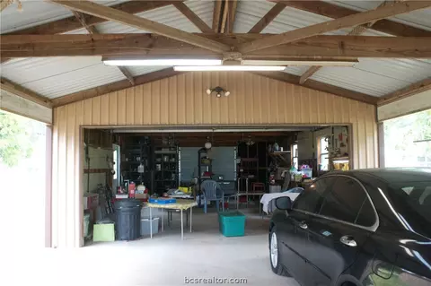 208 E 15th St, Cameron, TX 76520 photo 14