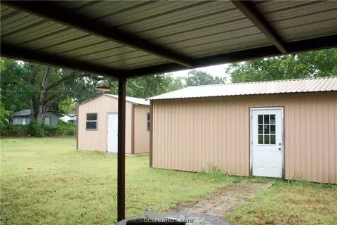 208 E 15th St, Cameron, TX 76520 photo 15