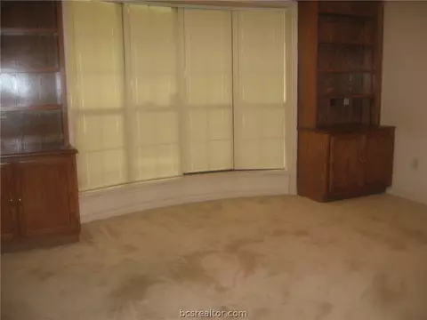 4717 Williamsburg Dr, Bryan, TX 77802 photo 14