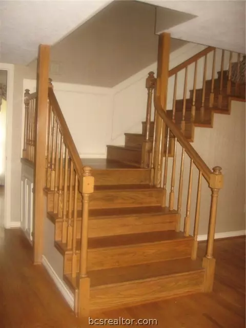 4717 Williamsburg Dr, Bryan, TX 77802 photo 13
