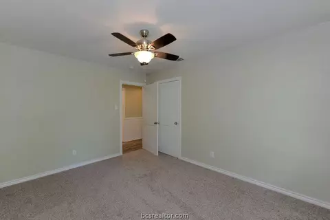 1113 E 27th St, Bryan, TX 77803 photo 22