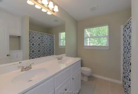 1113 E 27th St, Bryan, TX 77803 photo 23