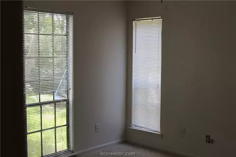 2914 Forest Bnd, Bryan, TX 77801 photo 11