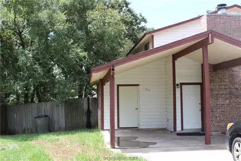 2914 Forest Bnd, Bryan, TX 77801 photo 3