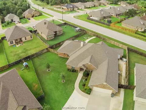 2913 Ascot Ct, Bryan, TX 77808 photo 40