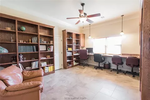 2913 Ascot Ct, Bryan, TX 77808 photo 16