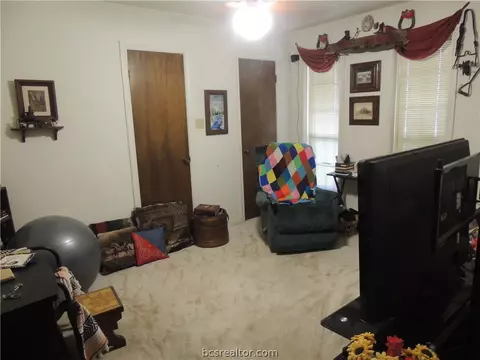 2809 Hillside Dr, Bryan, TX 77802 photo 8