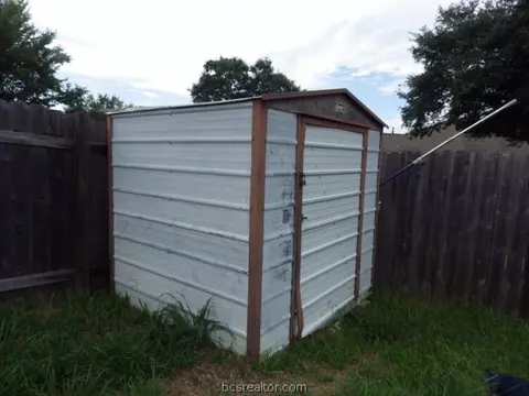 2319 Windsor Dr, Bryan, TX 77802 photo 25