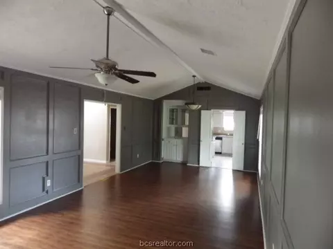 2319 Windsor Dr, Bryan, TX 77802 photo 9