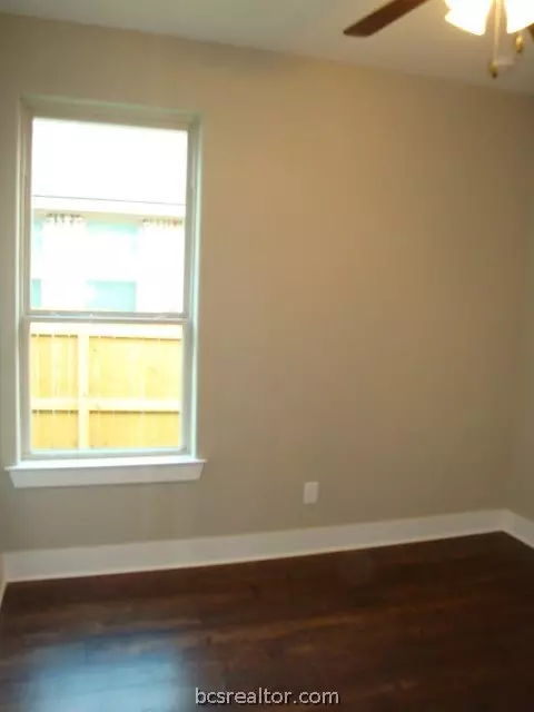 3521 Foxcroft Path, Bryan, TX 77808 photo 9