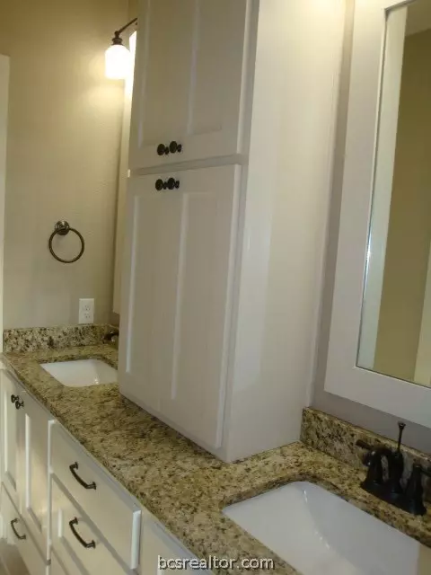 3521 Foxcroft Path, Bryan, TX 77808 photo 16