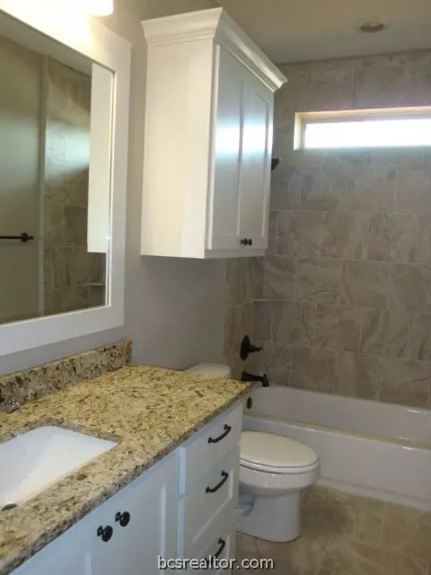 3521 Foxcroft Path, Bryan, TX 77808 photo 19