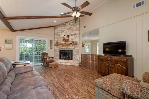 6088 Hare Ln, Bryan, TX 77808 photo 12