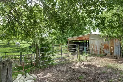 6088 Hare Ln, Bryan, TX 77808 photo 31