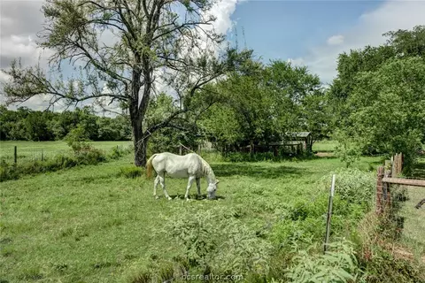 6088 Hare Ln, Bryan, TX 77808 photo 23